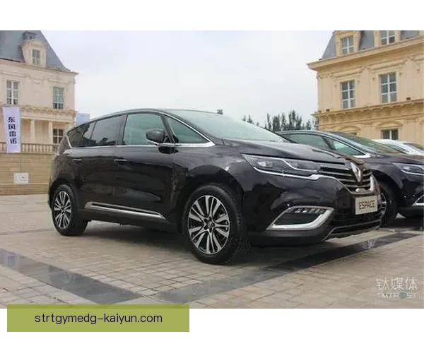 斯图加特转会策略持续吸引关注,未来极具潜力与竞争力。 斯图加特转会策略持续吸引关注,未来极具潜力与竞争力。